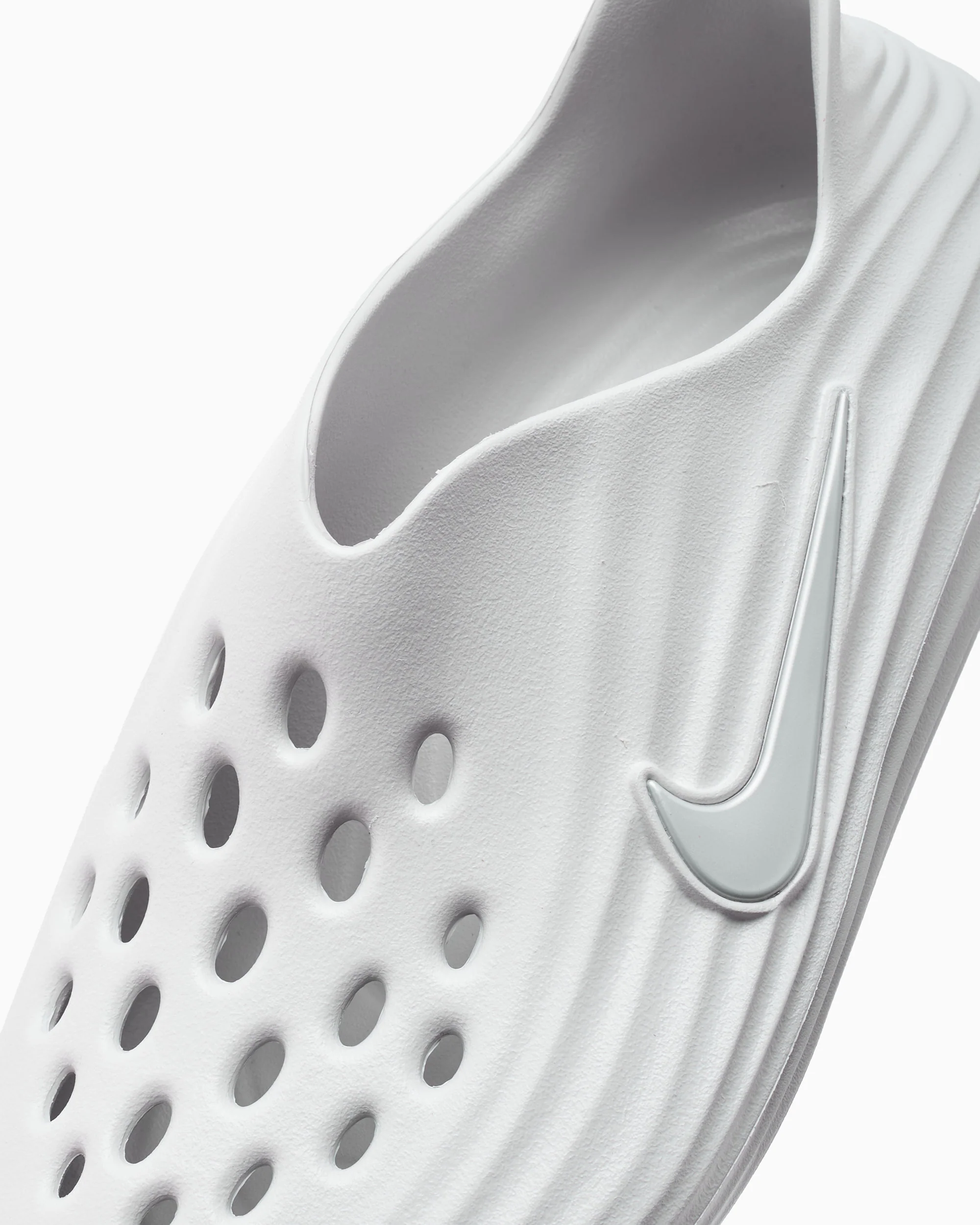 Nike Women's ReactX Rejuven8 - Image 8
