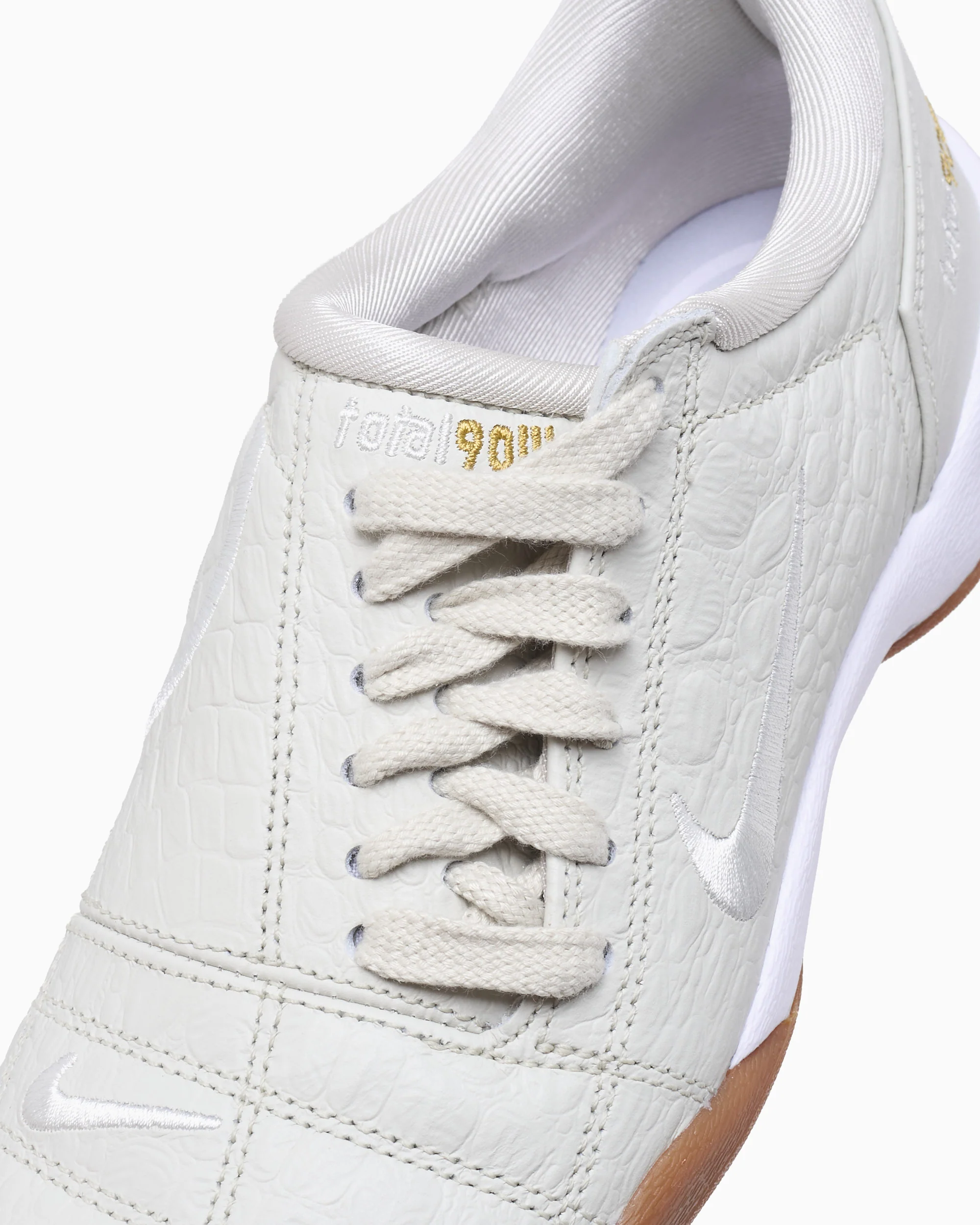 Nike Women's Total 90 - Image 8