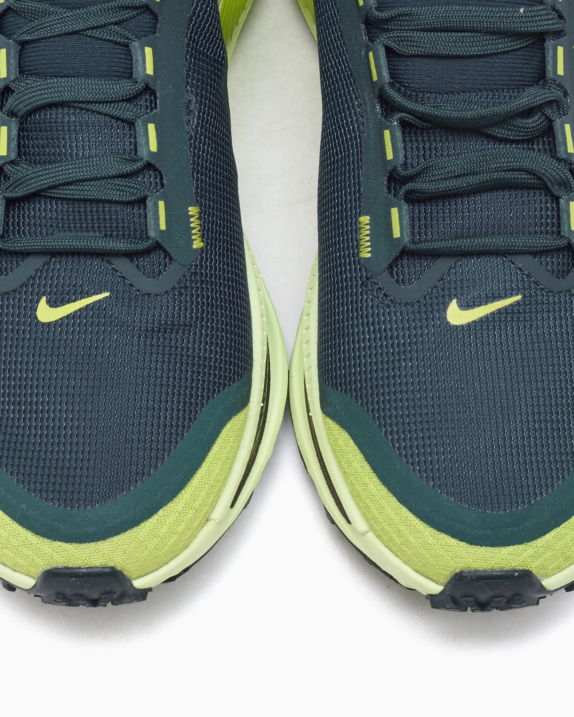 Nike Women's Vomero 18 Gore-Tex® - Image 7