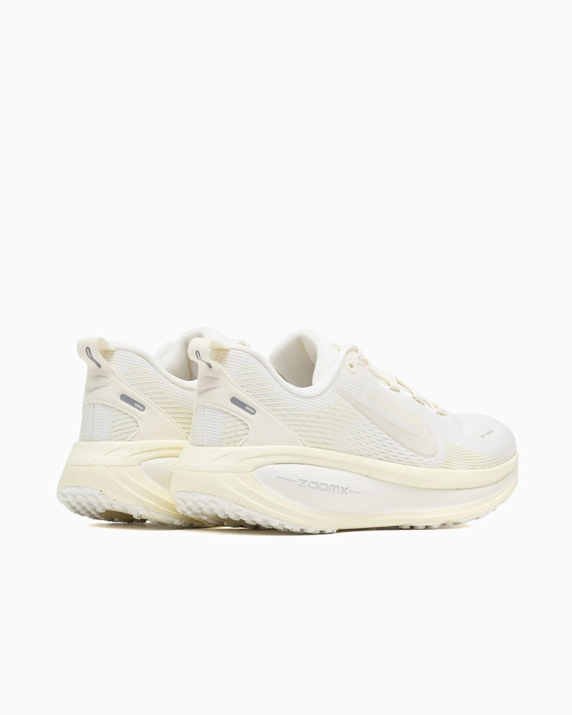 Nike Women's Vomero 18 - Image 6