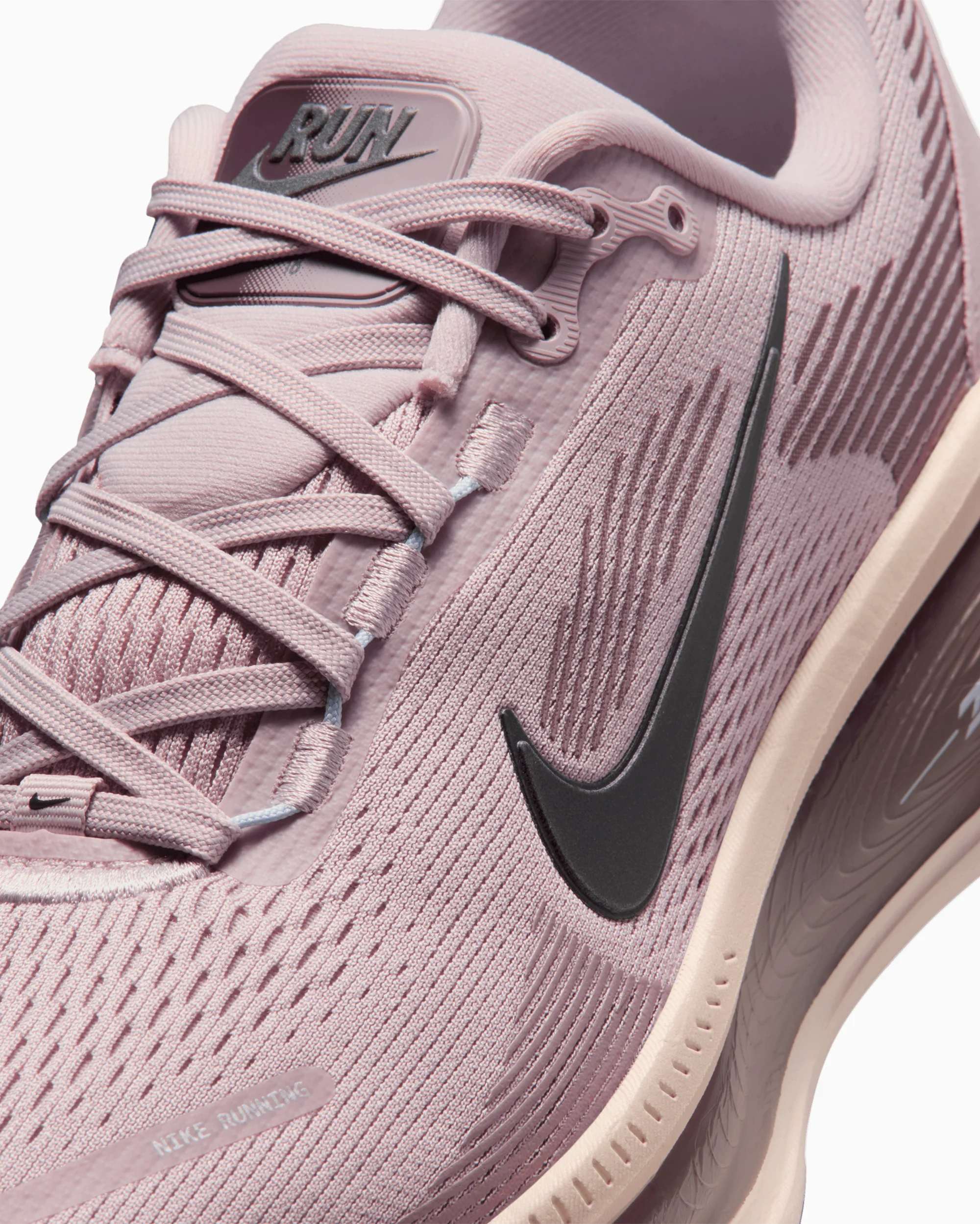 Nike Women's Vomero 18 - Image 7
