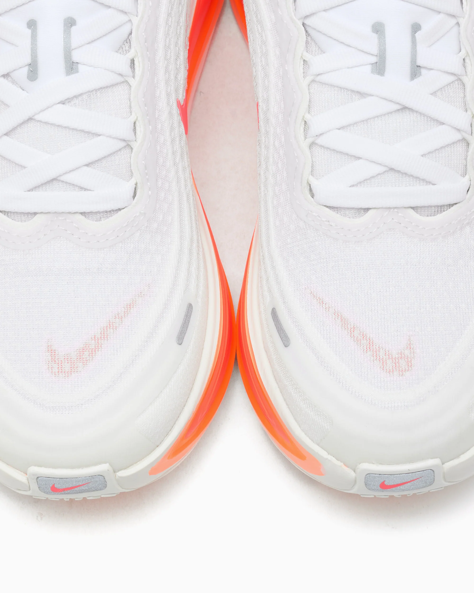 Nike Women's Vomero Plus - Image 7