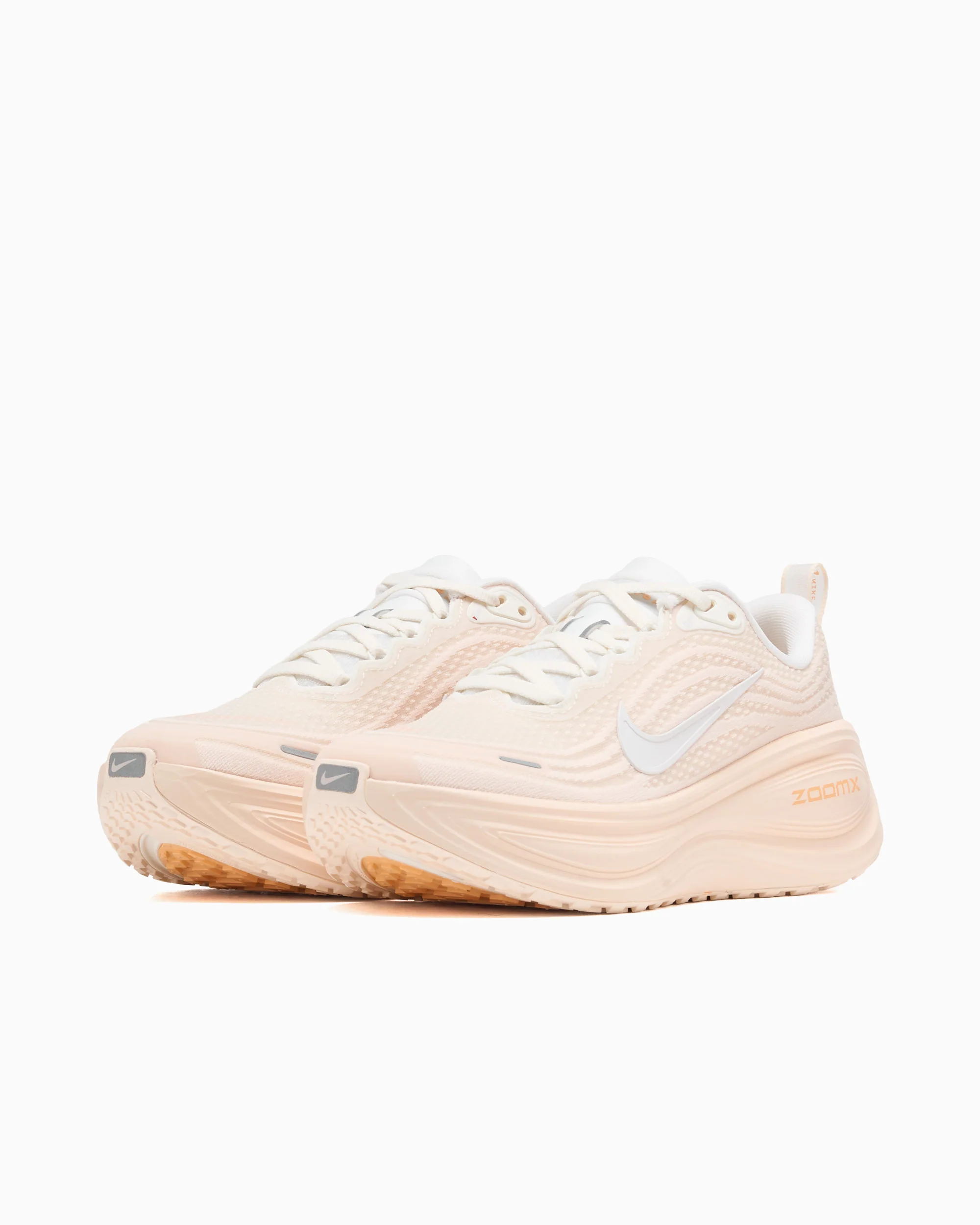 Nike Women's Vomero Plus - Image 5