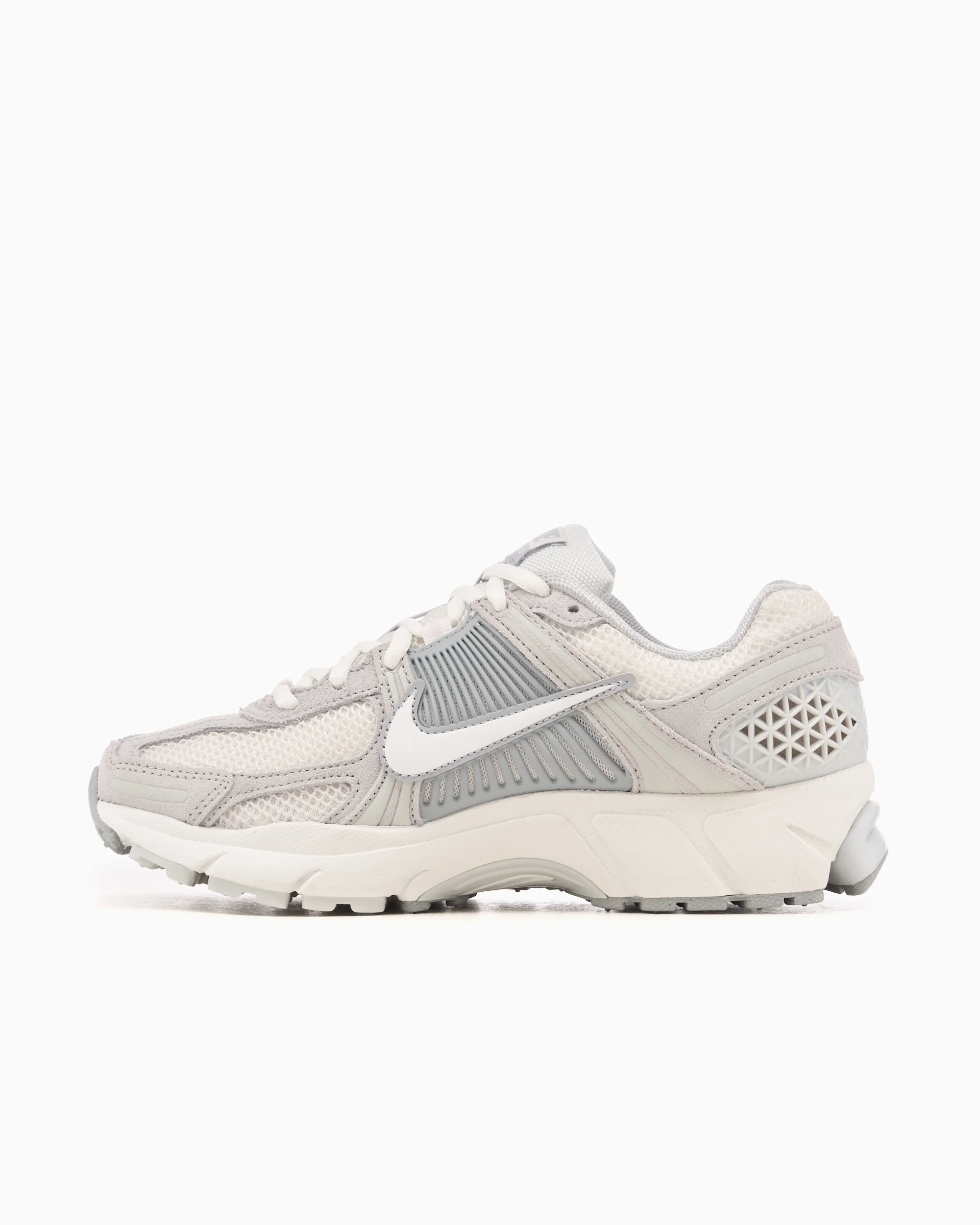 Nike Women's Zoom Vomero 5 "Pure Platinum" - Image 2