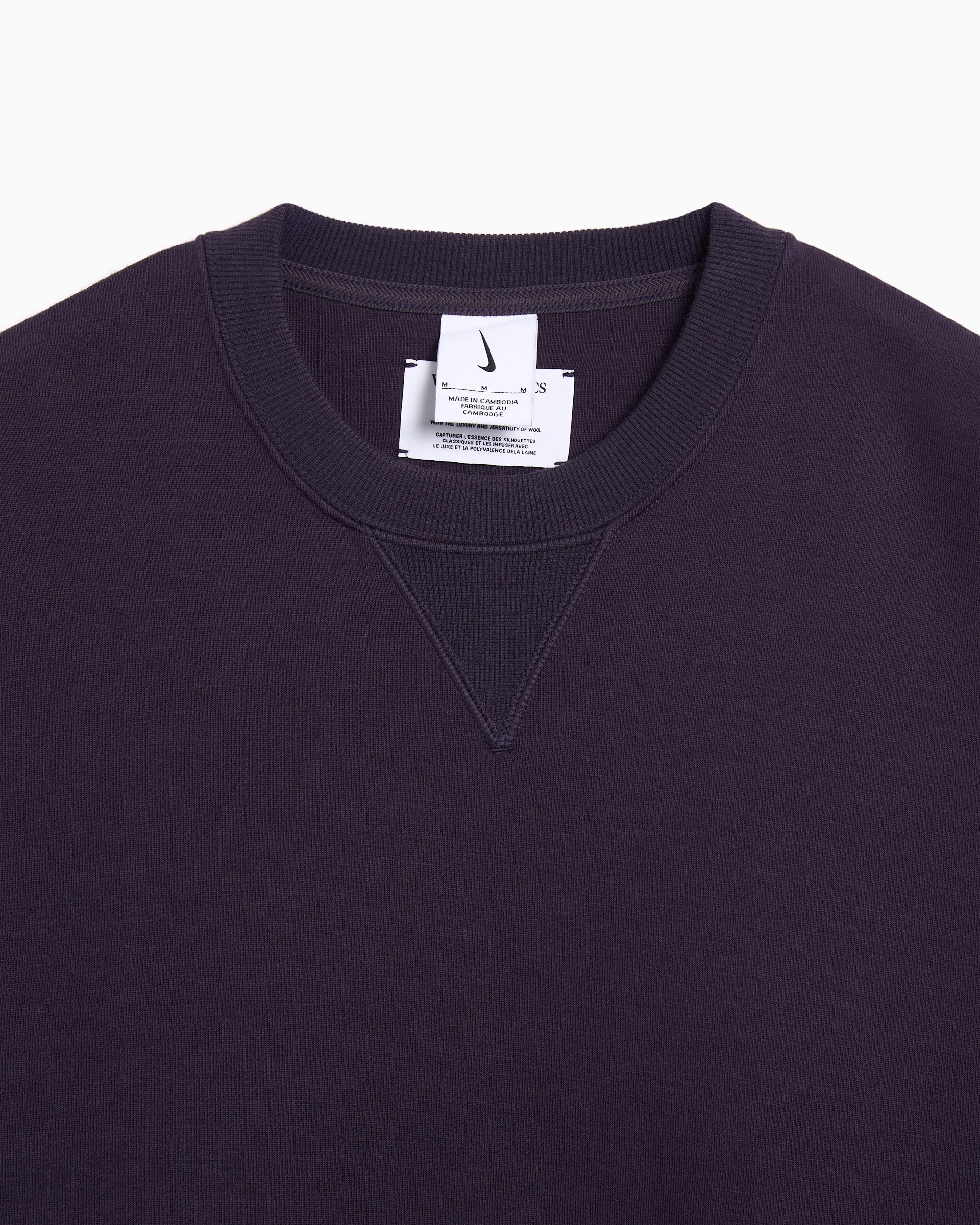 Nike Wool Classics Relaxed Unisex Sweatshirt - Image 2