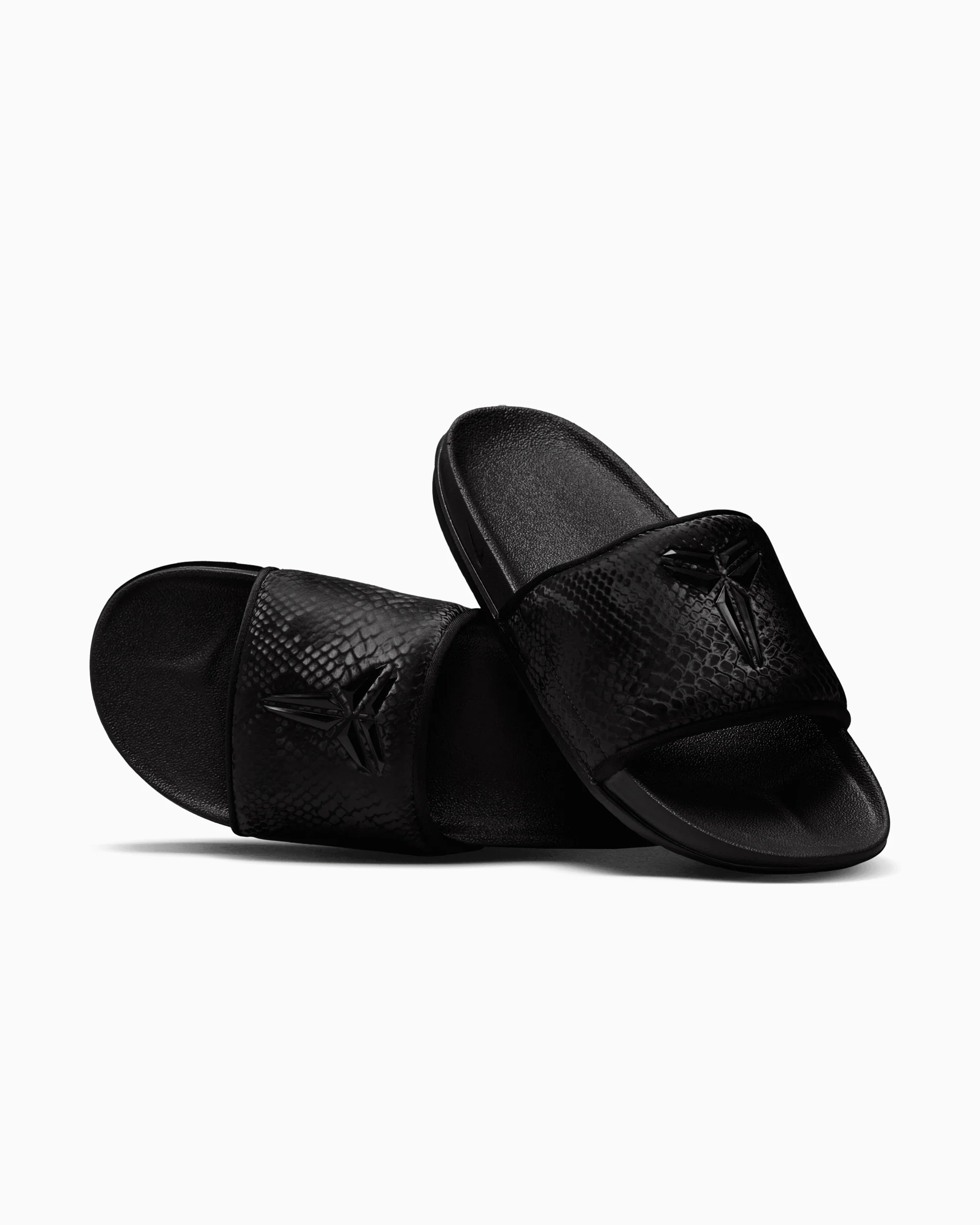 Nike x Kobe Bryant Offcourt Slide "Triple Black" - Image 6