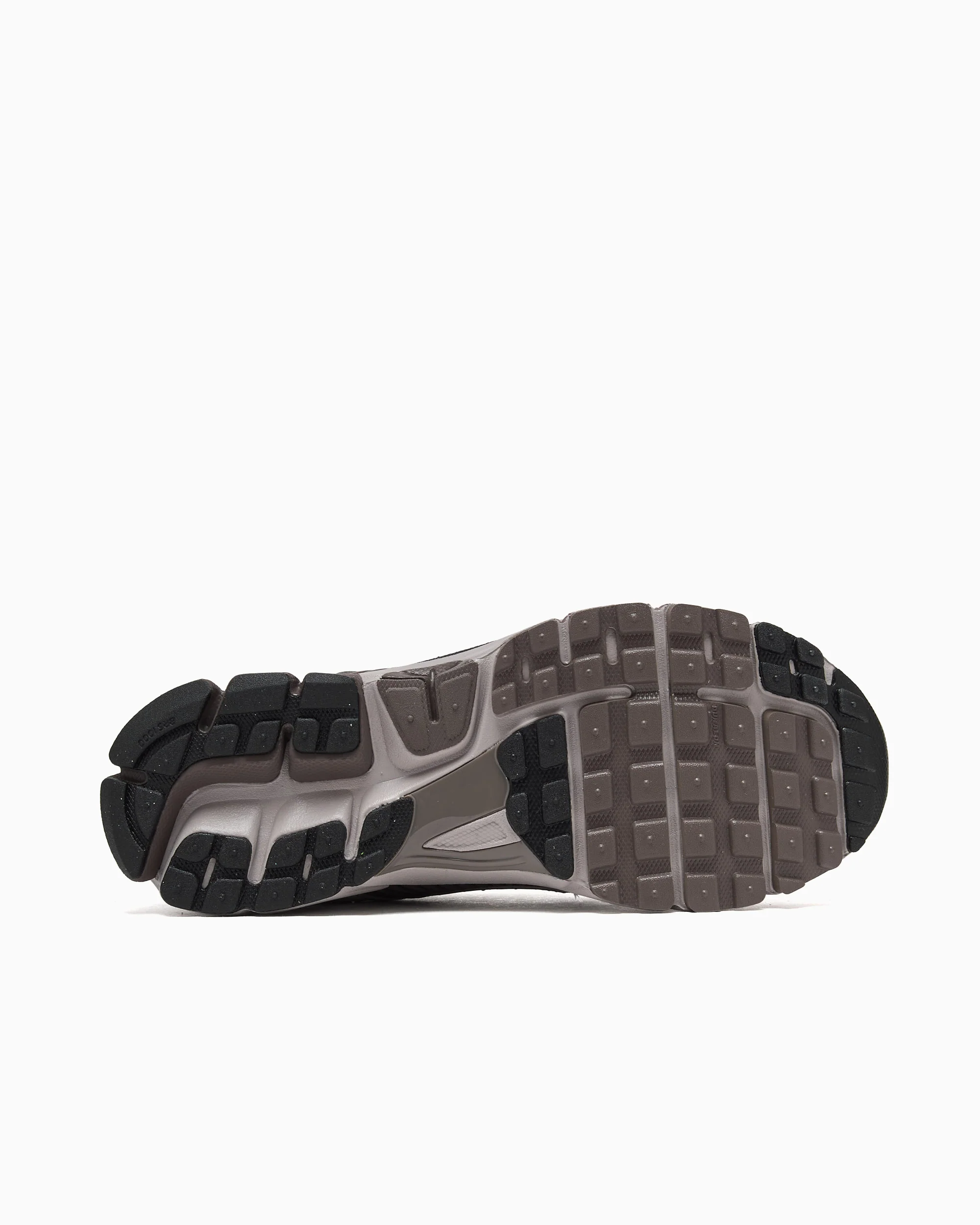Nike Zoom Vomero 5 - Image 4