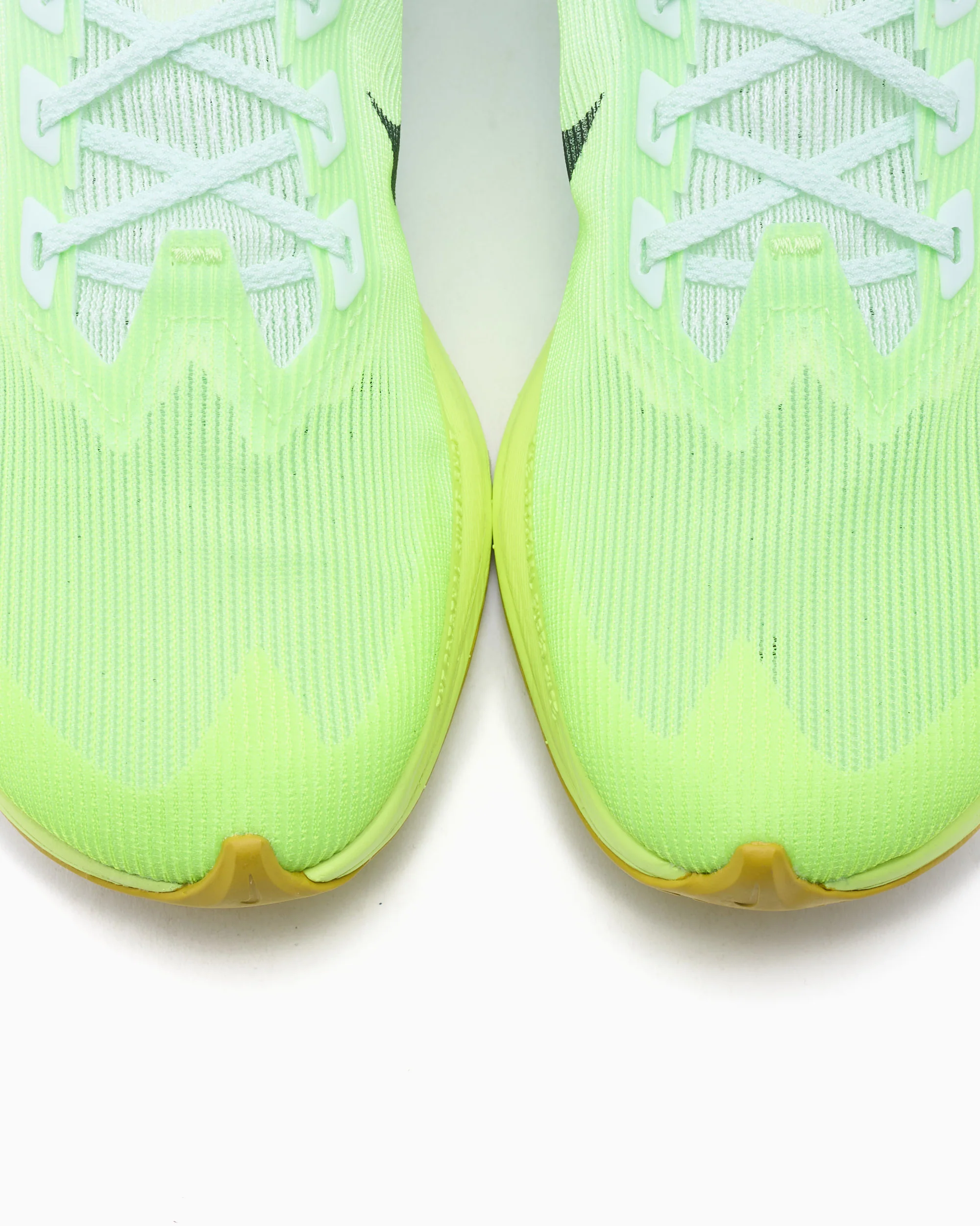 Nike ZoomX Vaporfly Next% 4 - Image 7