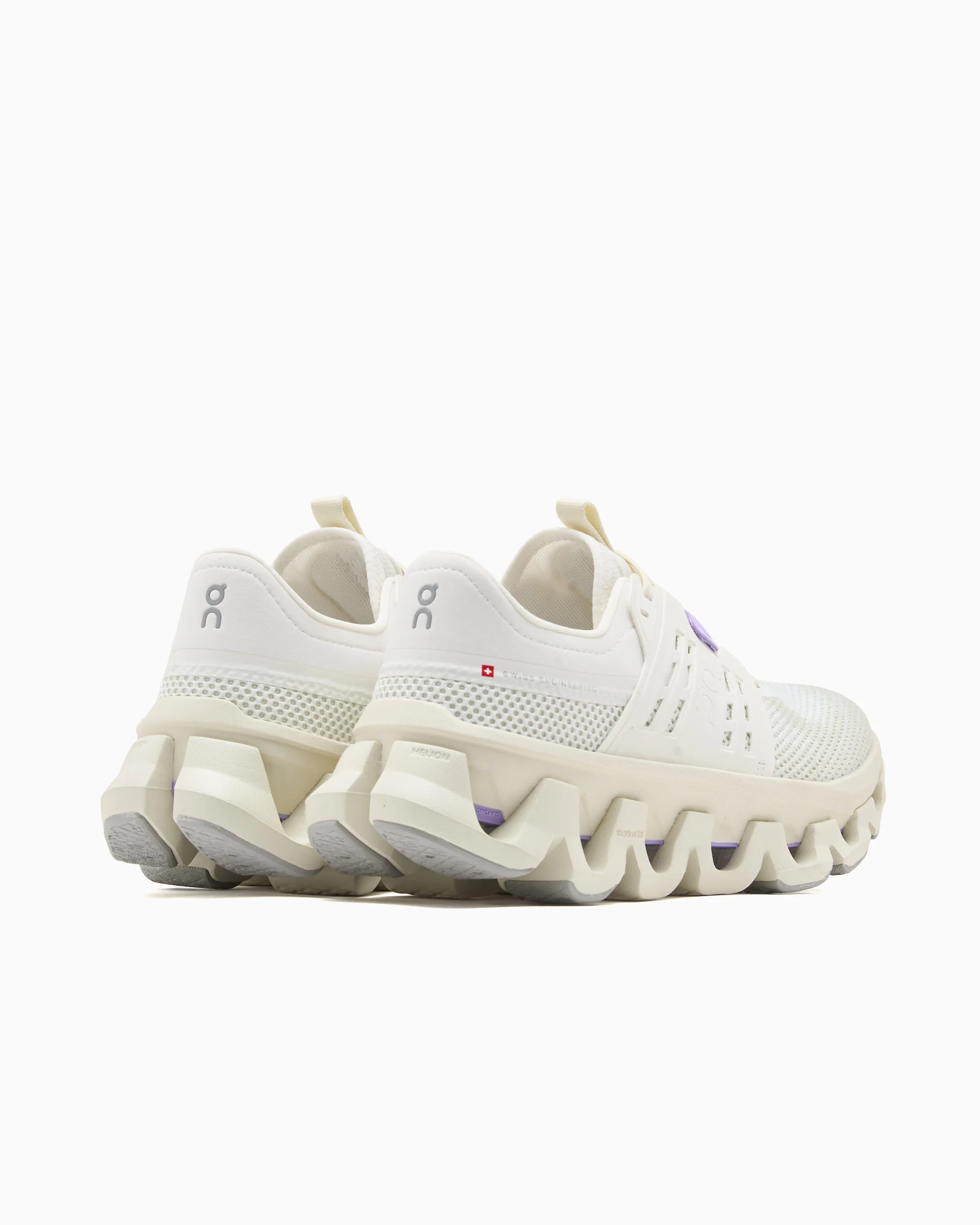 On Women's Cloudswift Amp - Image 6