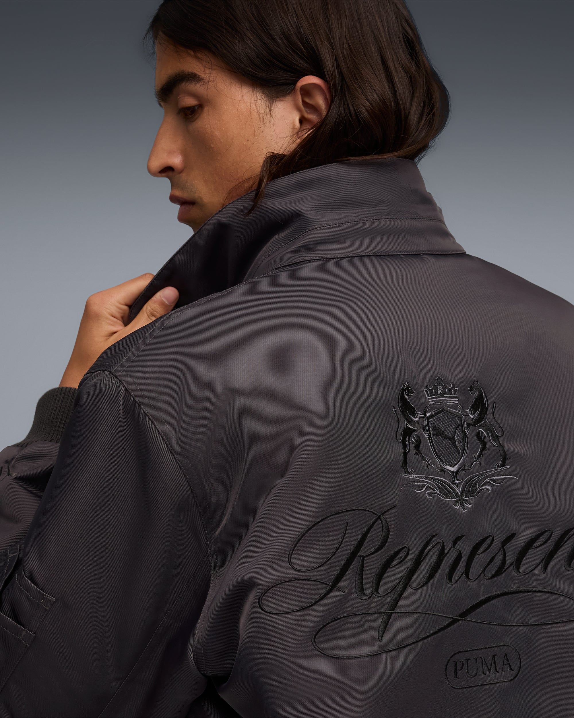 Puma x REPRESENT Unisex Bomberjacke mit Logo - Image 6