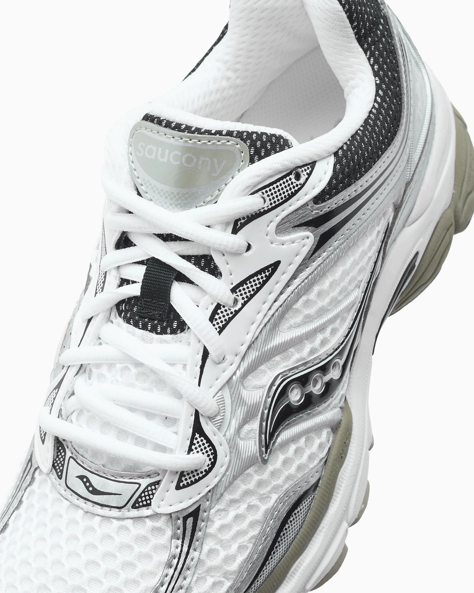 Saucony Progrid OMNI 9 - Image 8