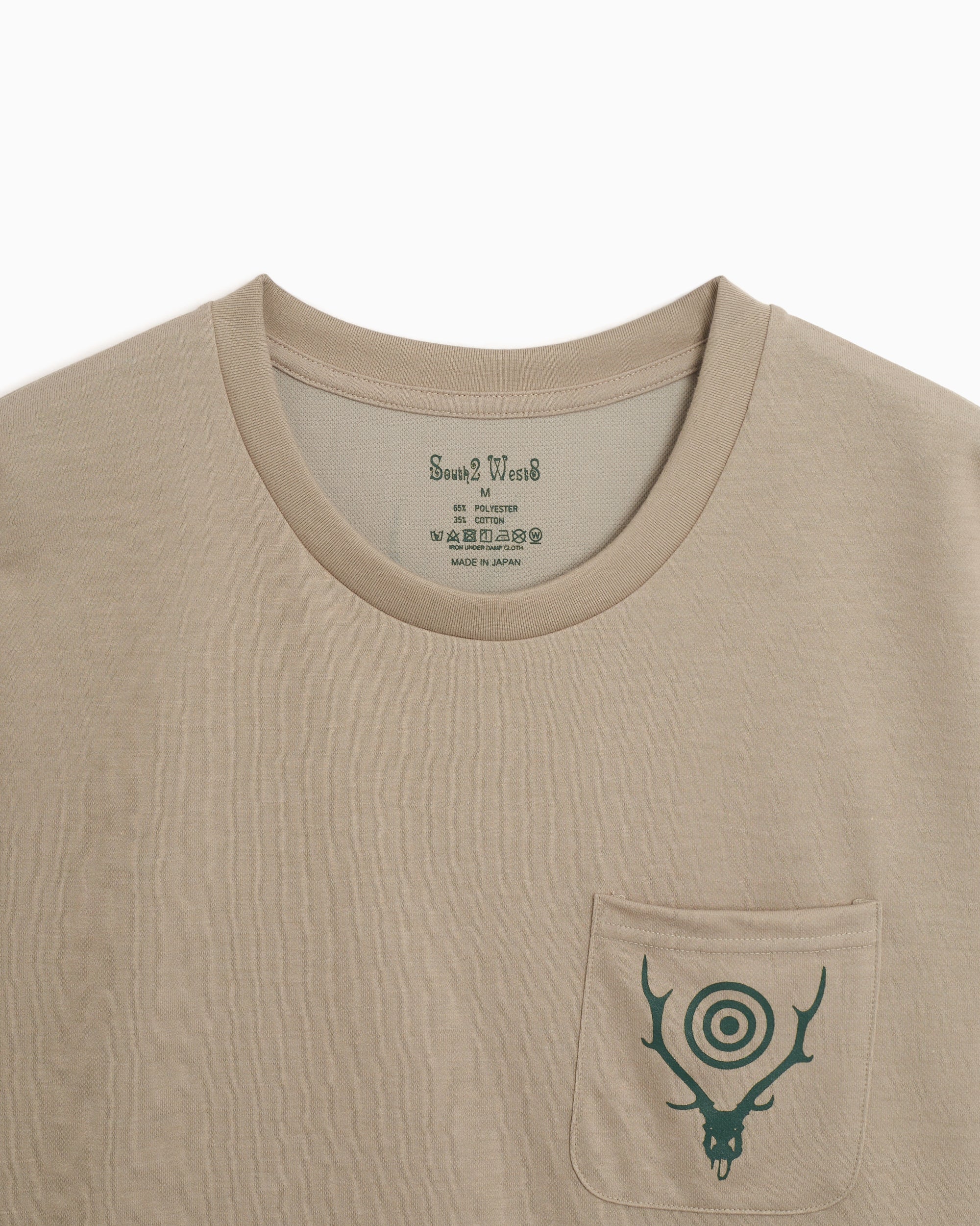 South2 West8 Round Pocket Herren-T-Shirt mit Logo - Image 2