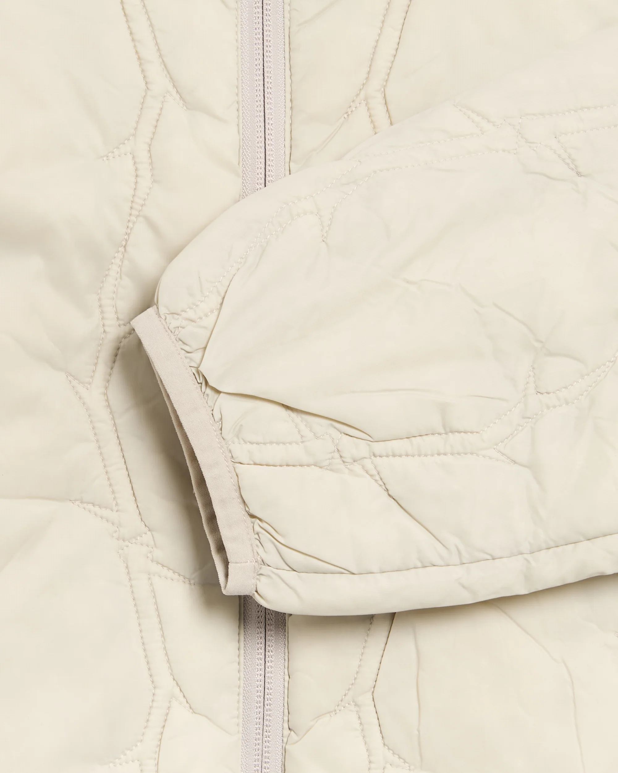 South2 West8 x TAION Inner Herren-Steppjacke - Image 4