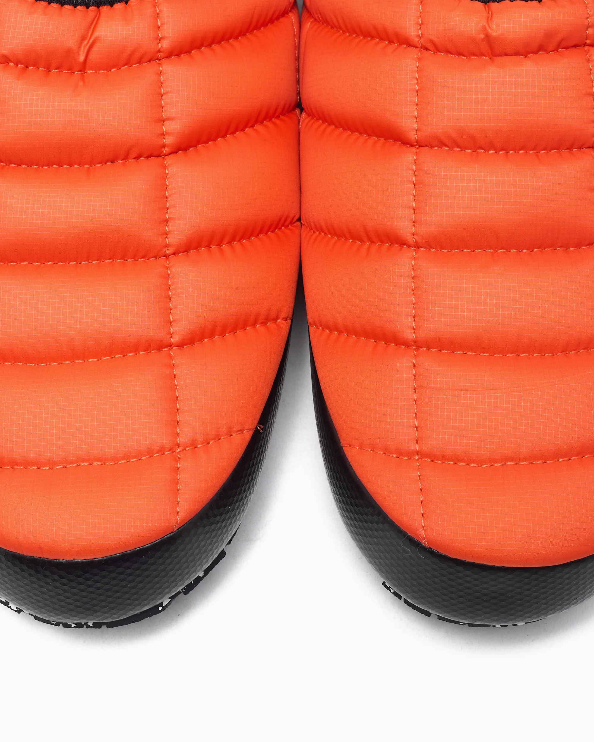 The North Face Thermoball™ Traction V Winter Mule - Image 7