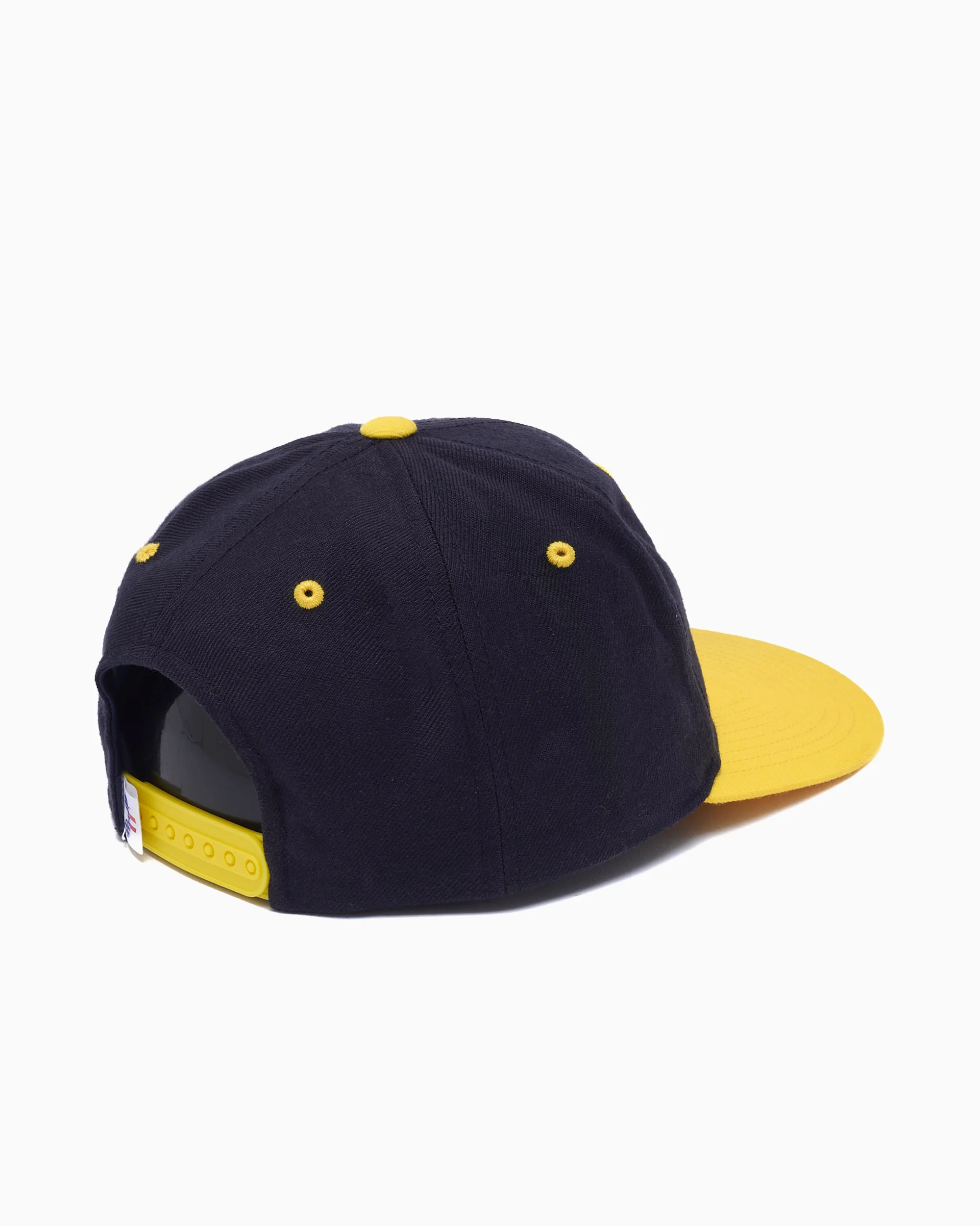 thisisneverthat® Mickey Zweifarbig Unisex Cap - Image 3