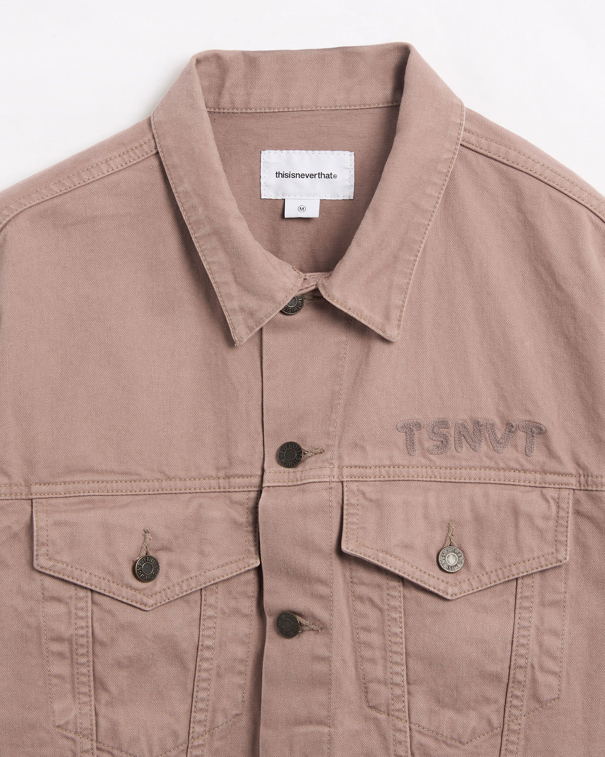 thisisneverthat® thisisneverthat® TSNVT Men's Trucker Jacket Herren-Leichte Jacke - Image 2