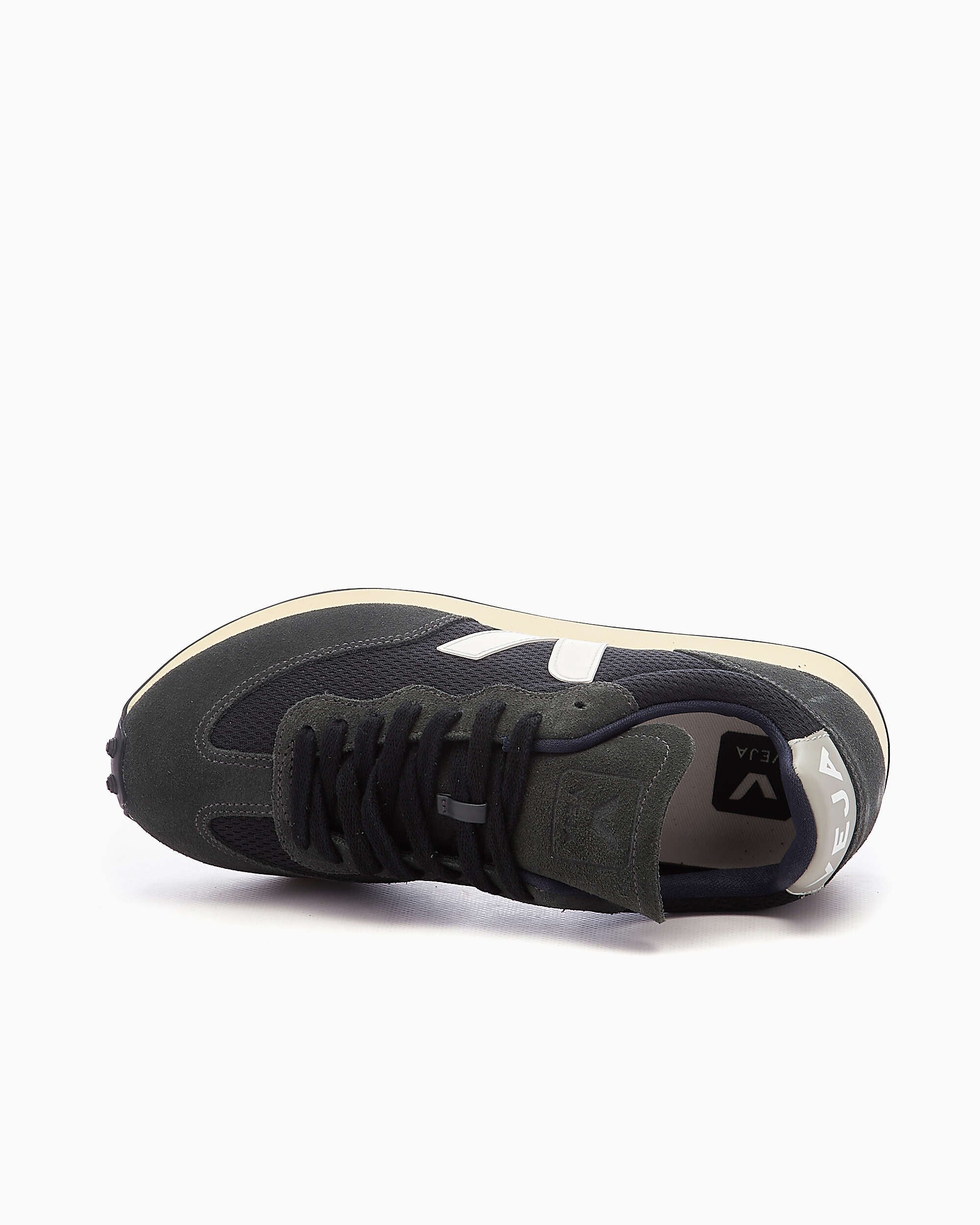 Veja Women's Rio Branco Alveomesh - Image 3