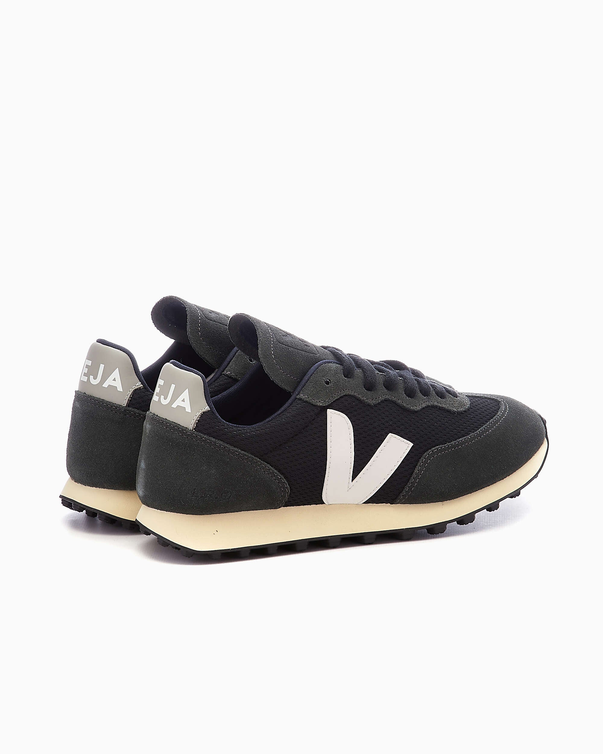 Veja Women's Rio Branco Alveomesh - Image 6