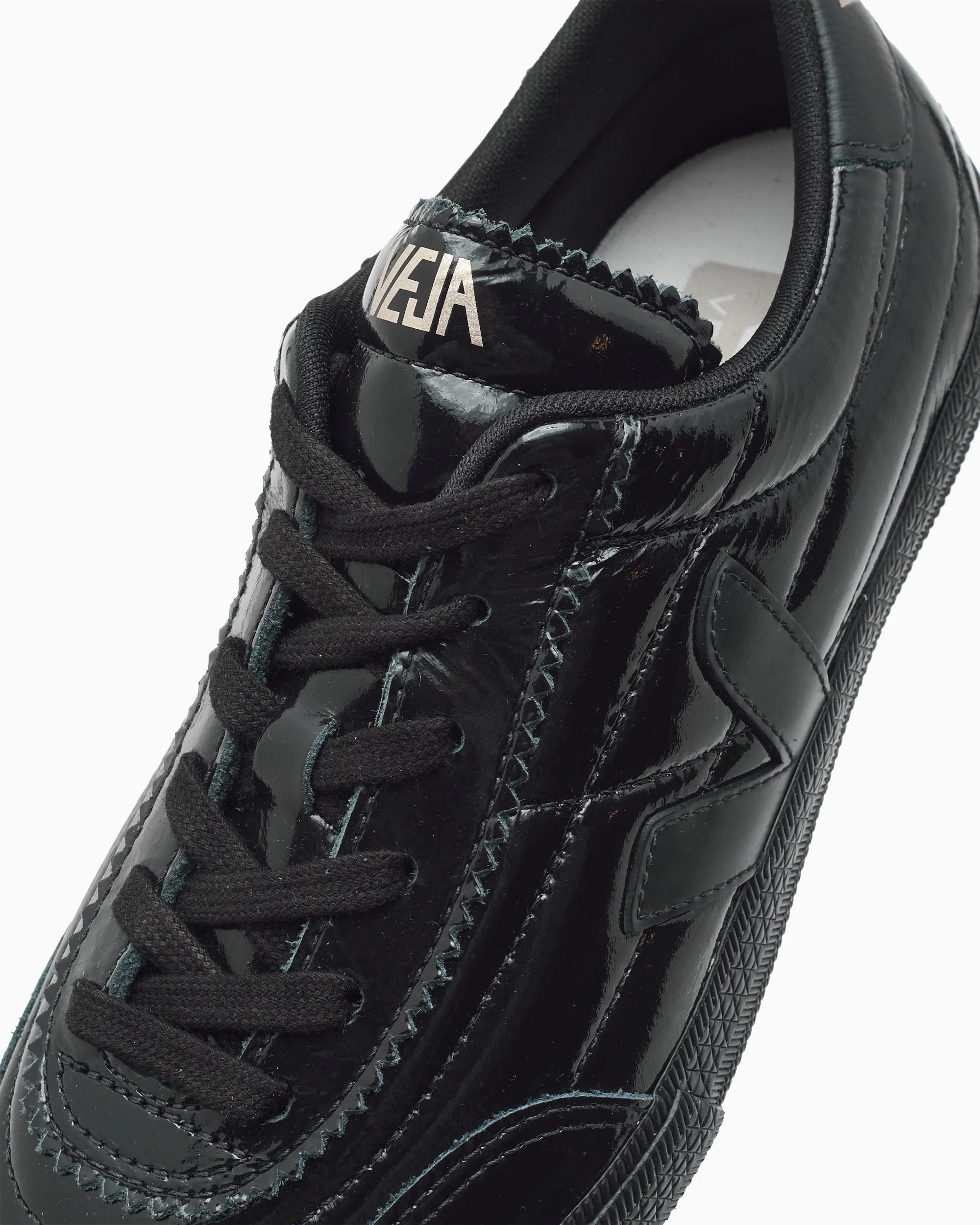 Veja Women's Panenka - Image 8