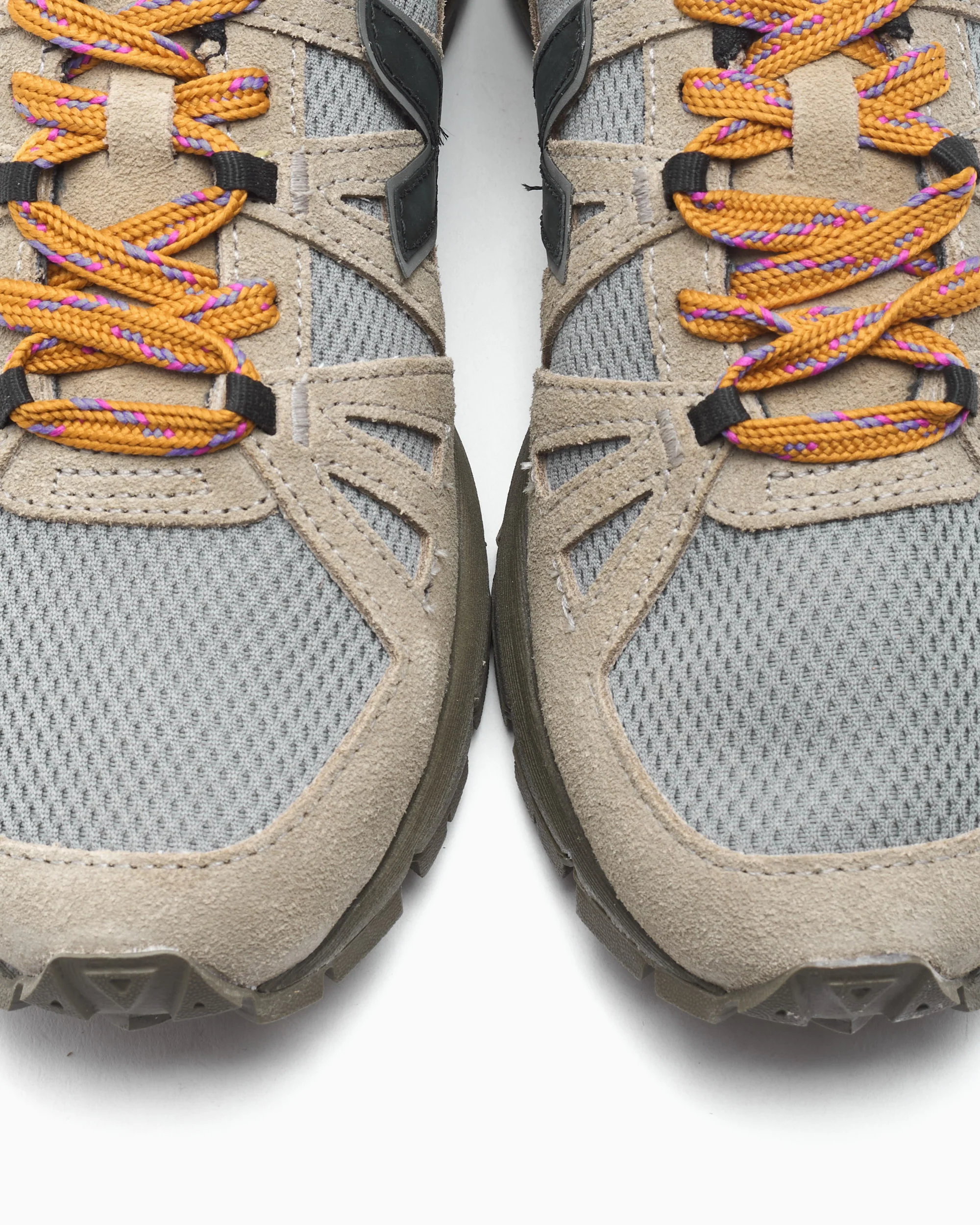 Veja Women's Salar Vibram - Image 7
