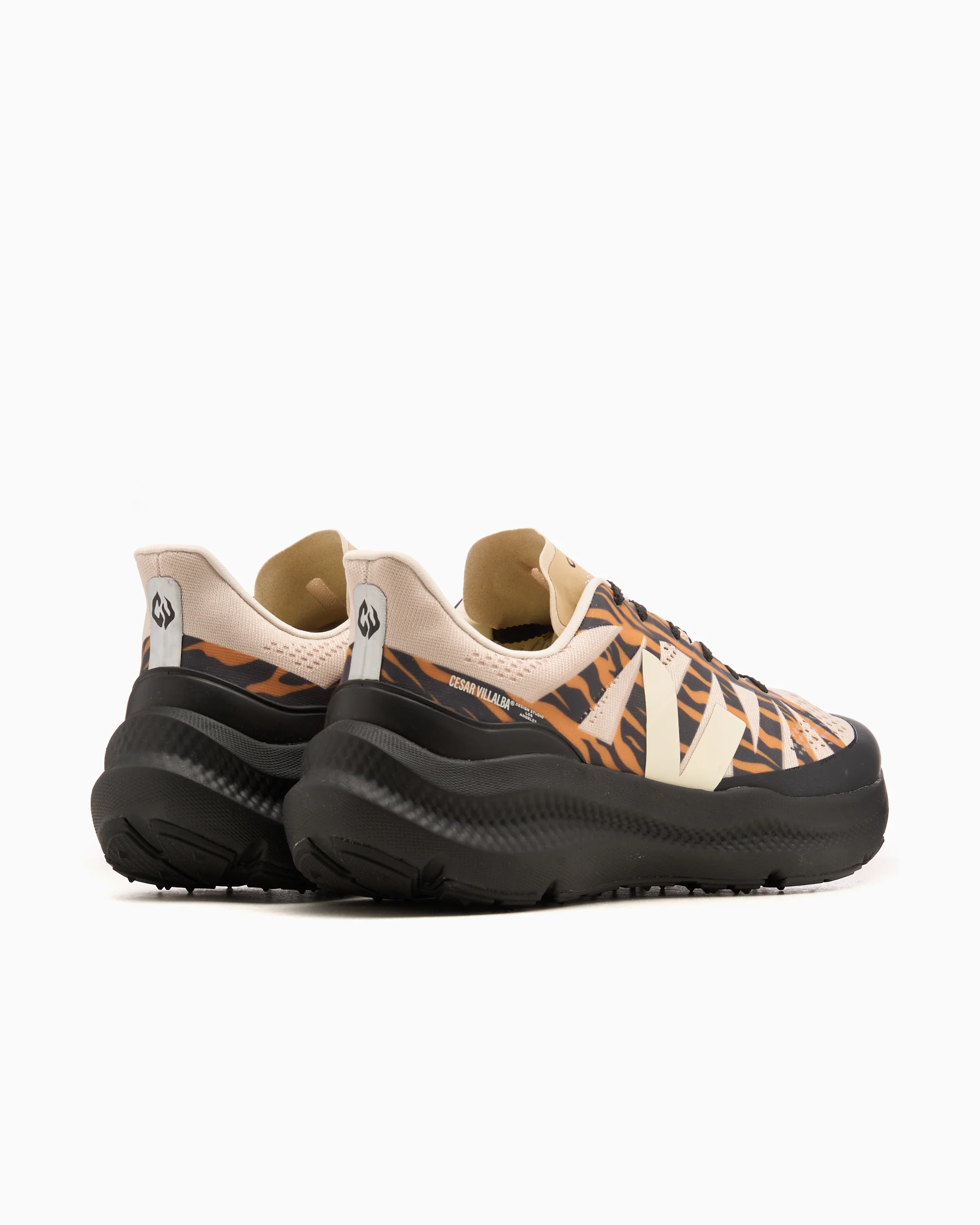 Veja x Cesar Villalba l Condor 3 Advanced - Image 6