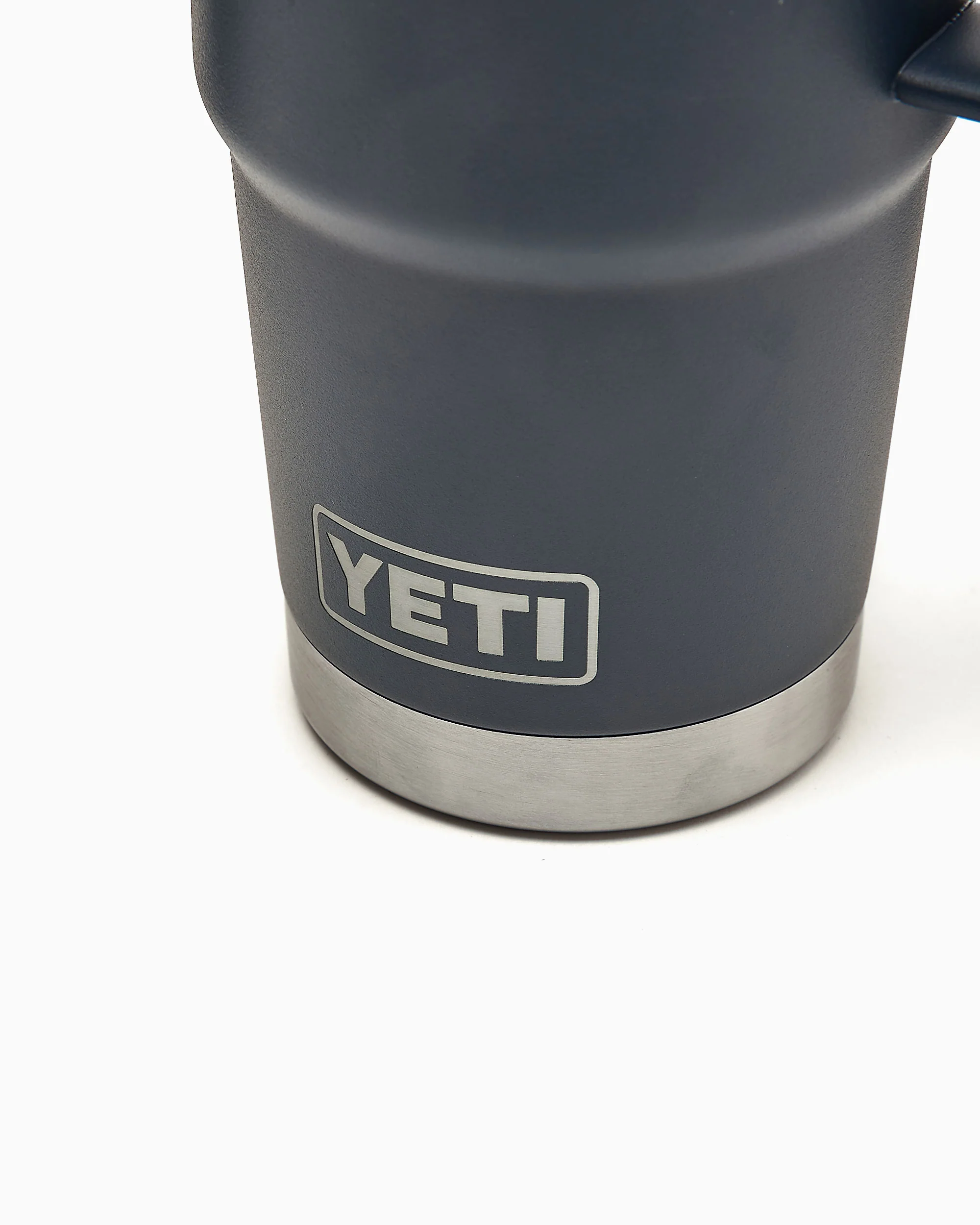 YETI Rambler 591 ML Travel Mug - Image 7