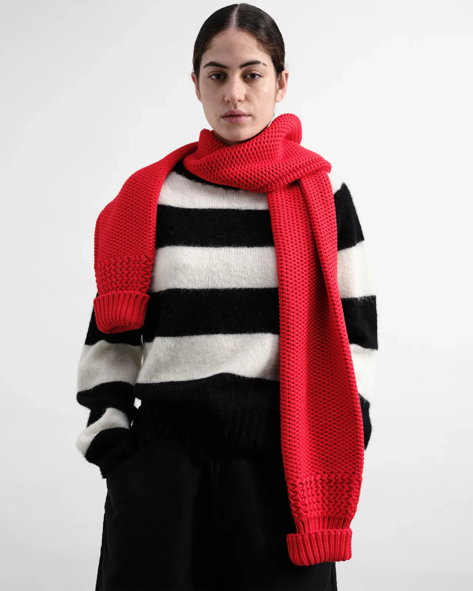 YMC Sleeve Unisex Schal - Image 2